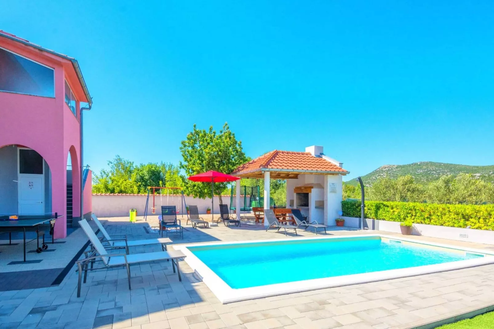 Holiday Home Marinela - Four Bedroom Holiday Home with Swimming Pool-Außenbereich
