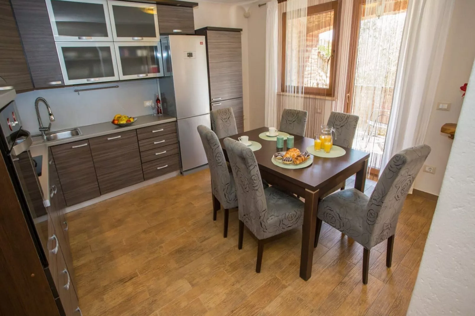 Apartments Andre Poreč - Two Bedroom Apartment with Terrace and Pool (Andre)-Dining room