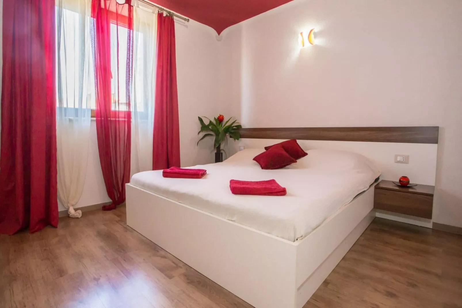 Apartments Andre Poreč - Two Bedroom Apartment with Terrace and Pool (Andre)-Bedroom