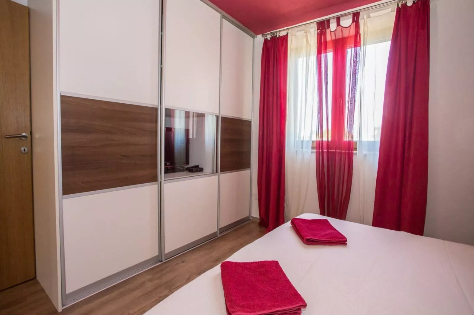 Apartments Andre Poreč - Two Bedroom Apartment with Terrace and Pool (Andre)-Bedroom