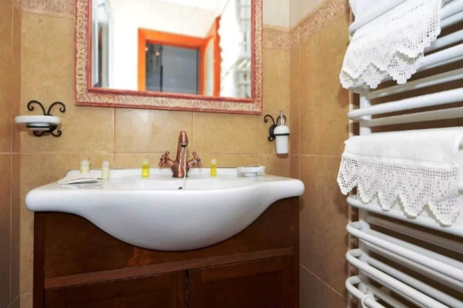 Apartment Villa Bepe - Three bedroom apartment with Sea view-Bathroom