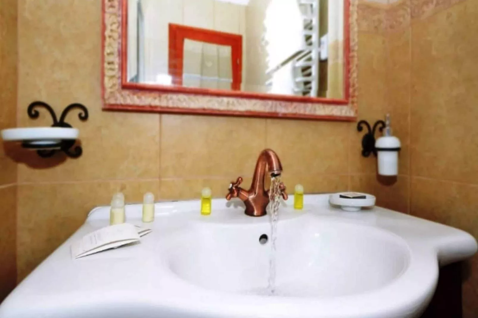 Apartment Villa Bepe - Three bedroom apartment with Sea view-Bathroom