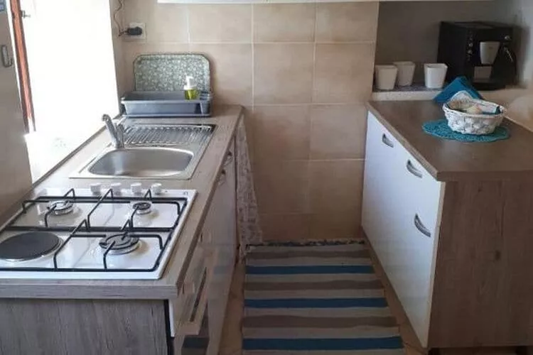 Zora Holiday home - Two Bedroom Holiday Home with Terrace-Kitchen
