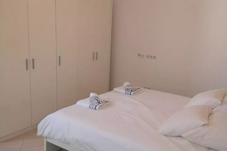 Apartment Marta - One Bedroom apartment with sea view