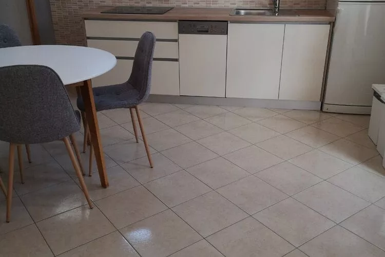 Apartment Marta - One Bedroom apartment with sea view-Innen