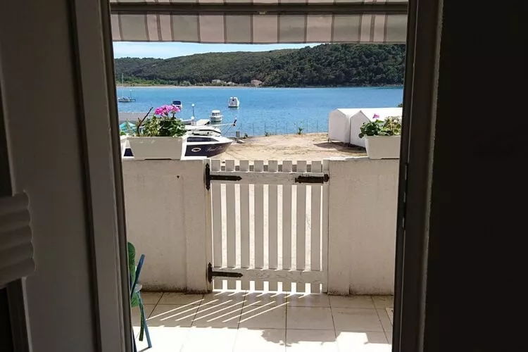 Apartment Marta - One Bedroom apartment with sea view