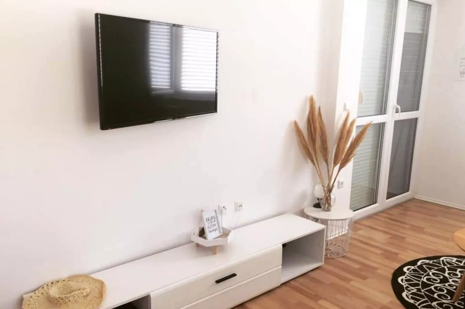 Apartment La Eva Pag - One Bedroom Apartment with Balcony and Sea view-Indoor