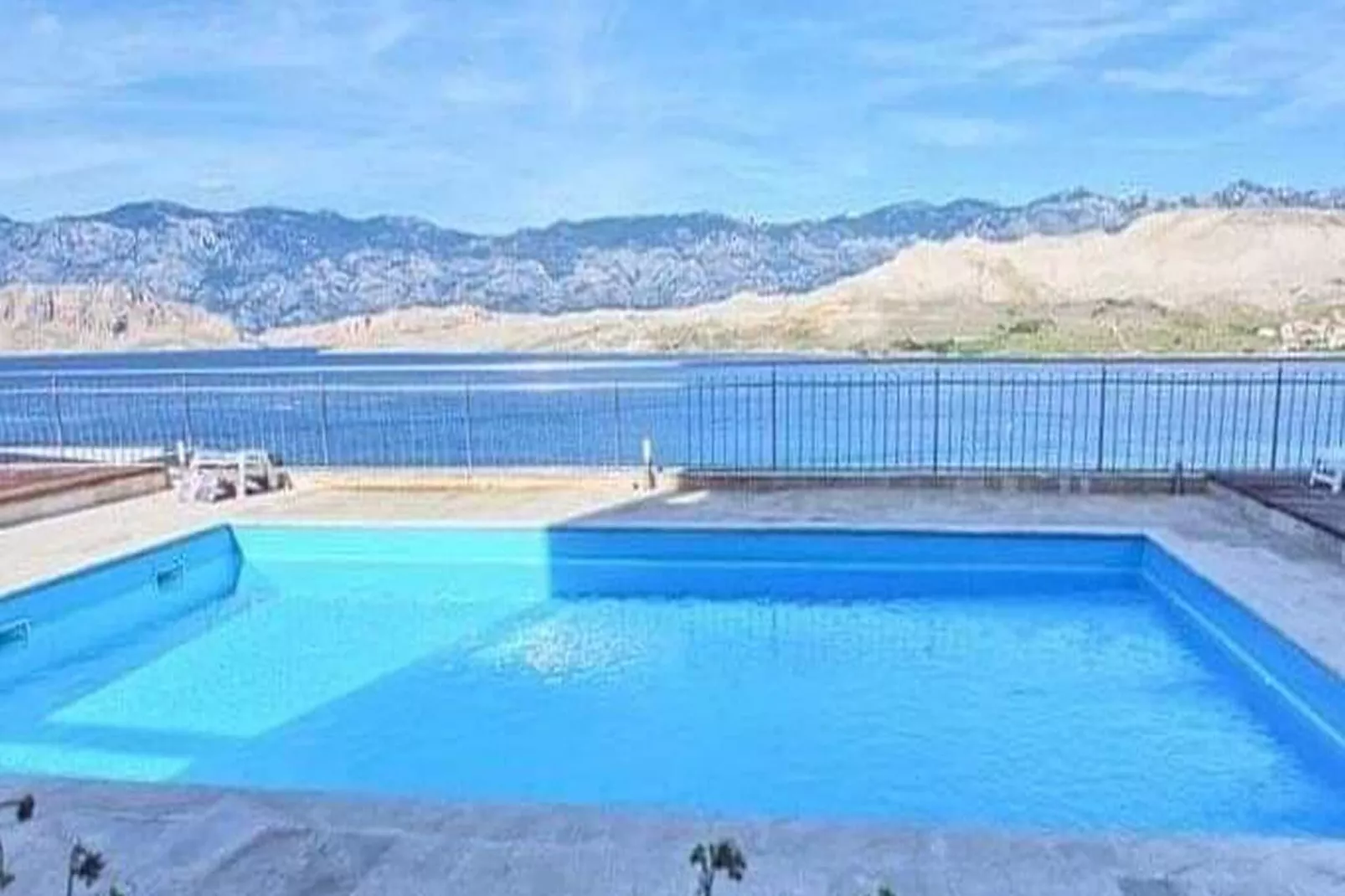 Apartment La Eva Pag - One Bedroom Apartment with Balcony and Sea view-Pool