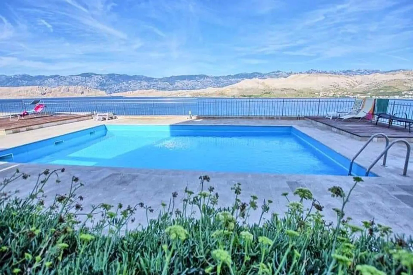 Apartment La Eva Pag - One Bedroom Apartment with Balcony and Sea view-Pool