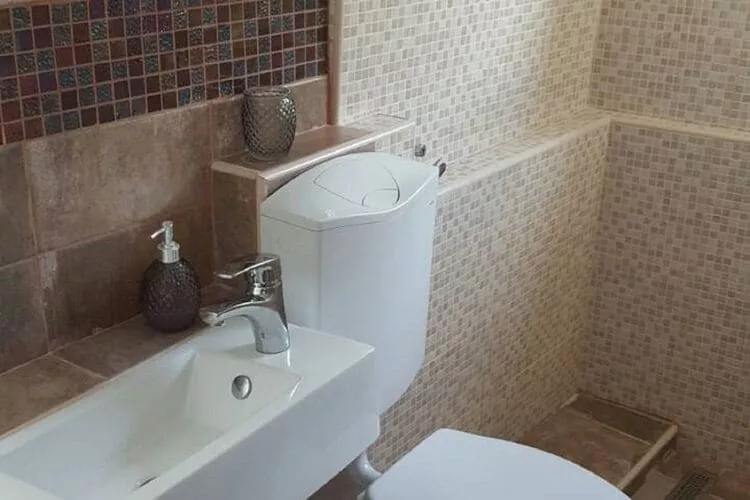 Rooms Milena - Double or Twin Room with External Private Bathroom-Bathroom