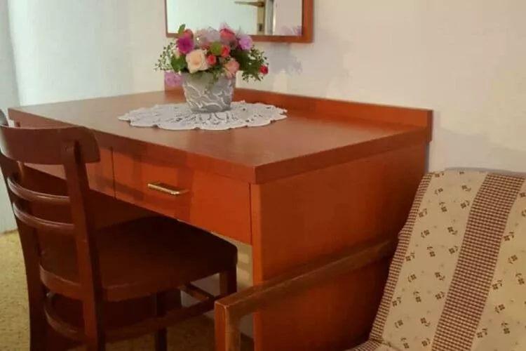 Rooms Milena - Double or Twin Room with Private Bathroom-Bedroom