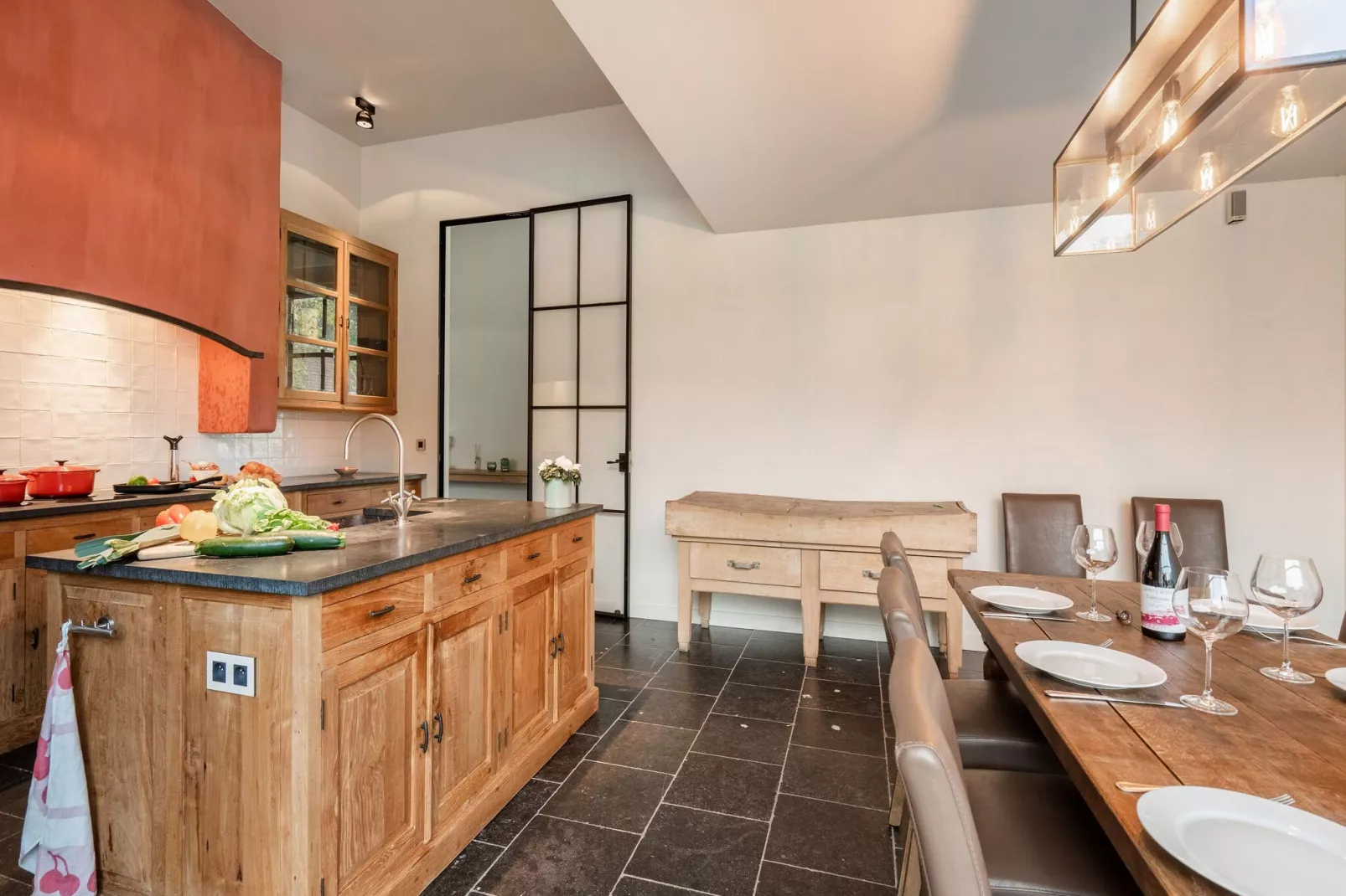 Stokery-Kitchen