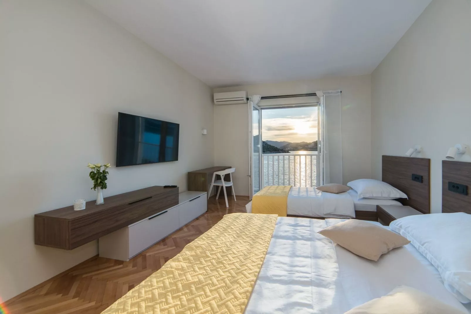 Apartments Ema-Comfort Two Bedroom Apartment with Sea View ( Fancy )-Bedroom