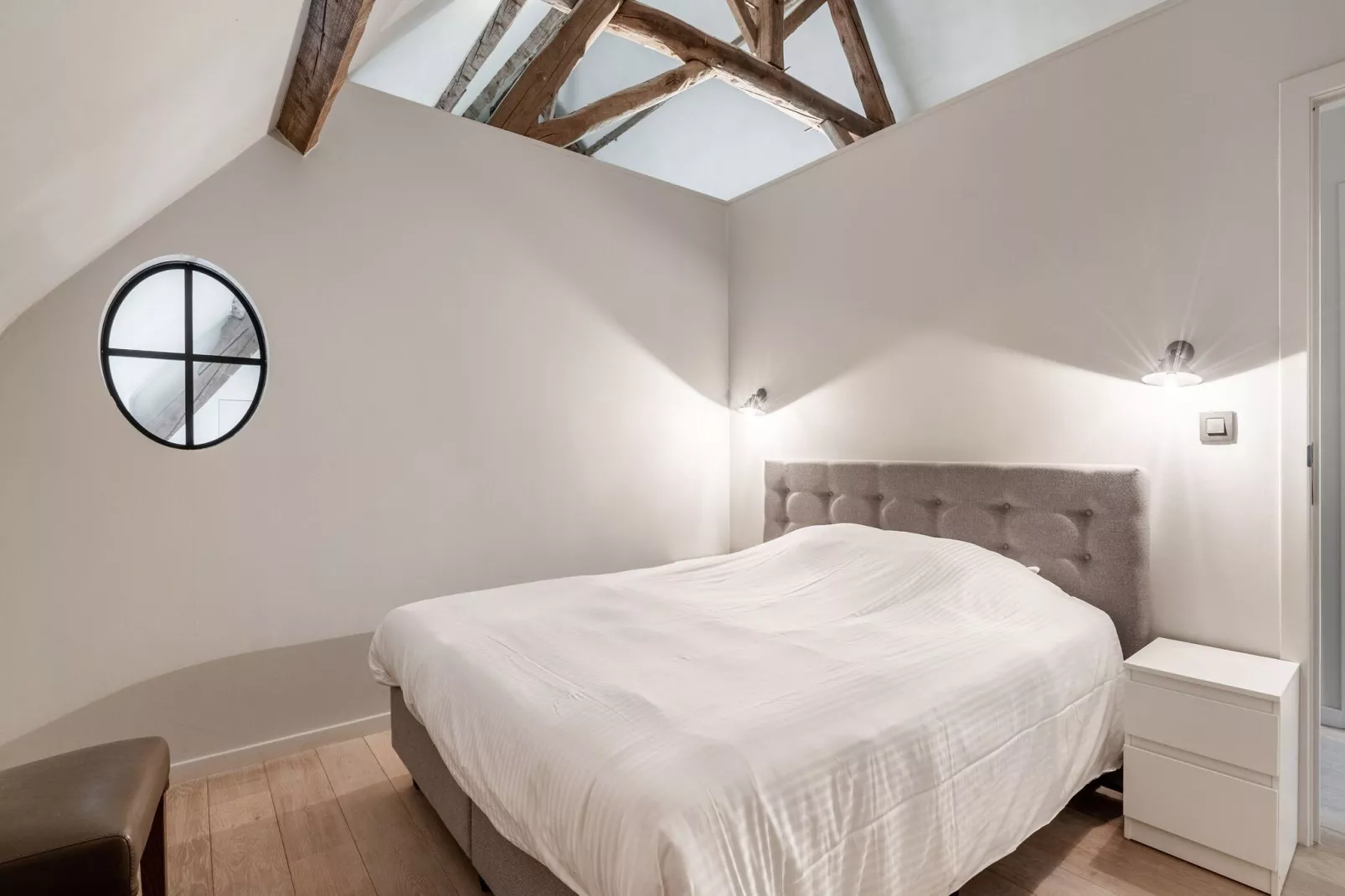 Stokery-Bedroom