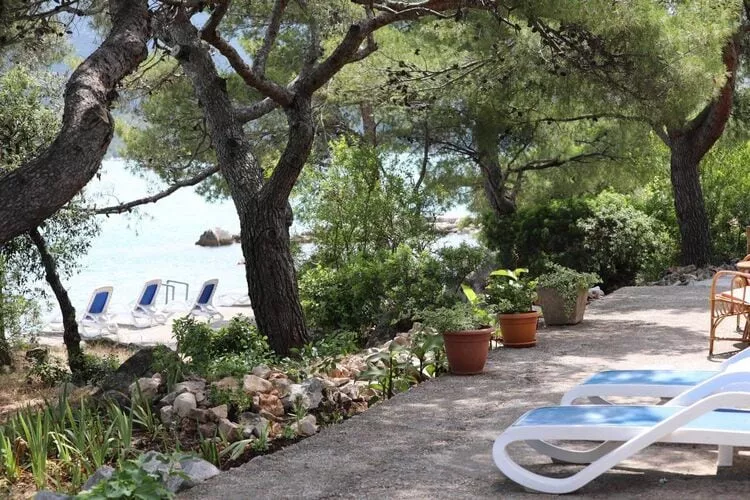 Apartments More & Ja - One Bedroom Apartment with Terrace and Sea View ( 1. istok )-Outdoor
