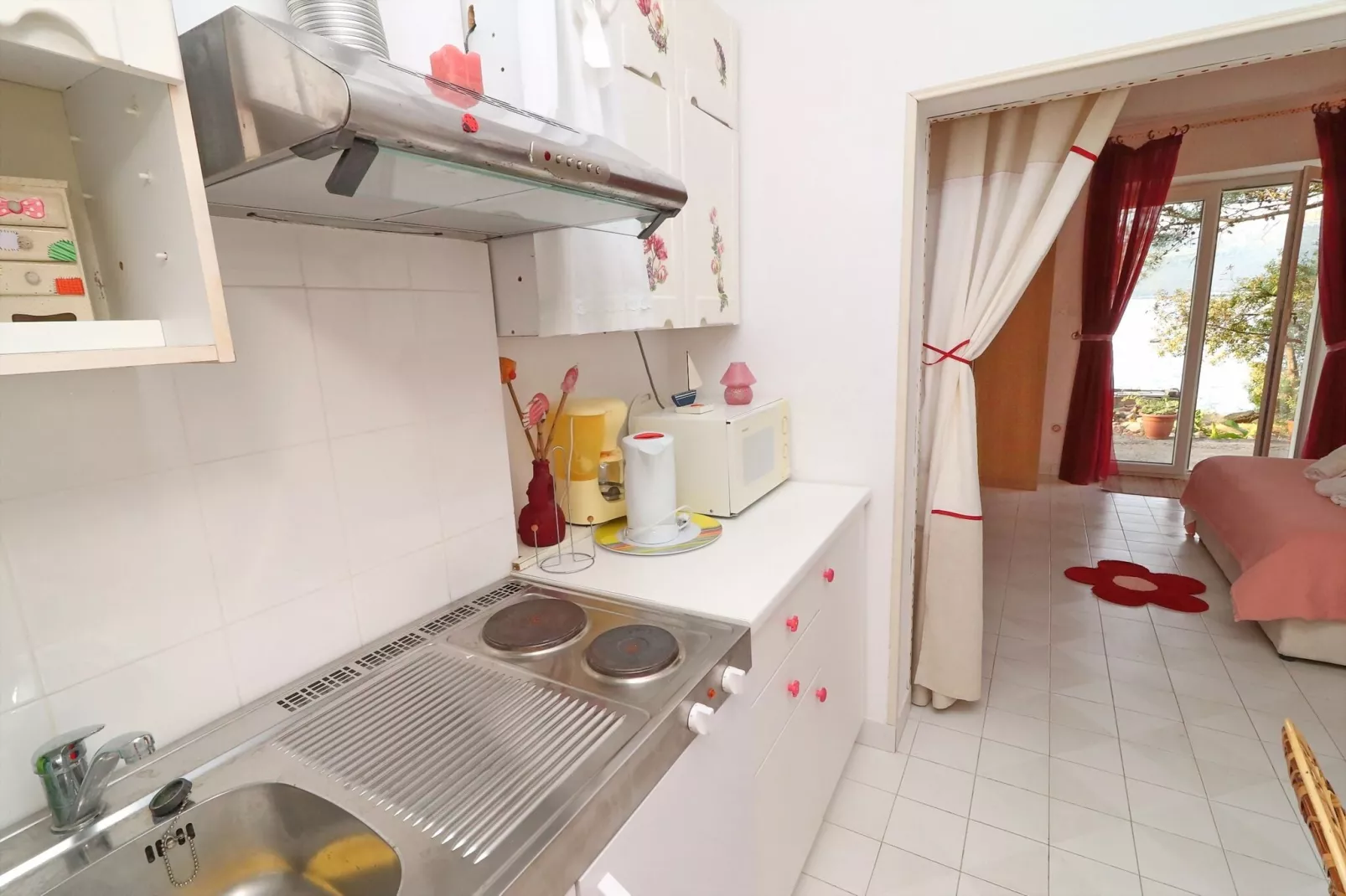Apartments More & Ja - Superior One Bedroom Apartment with Terrace and Sea View ( 2. zapad )-Kitchen