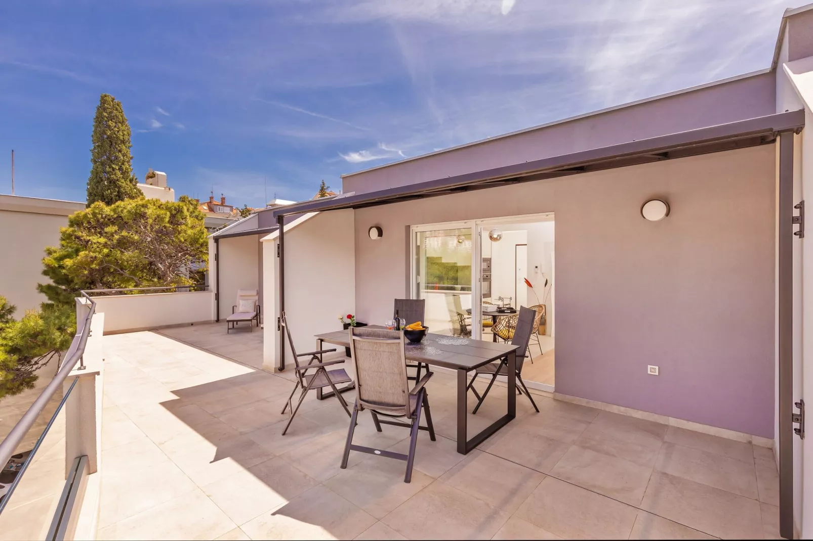 Apartment Life Plus-Two Bedroom Apartment with Terrace-Terrasse