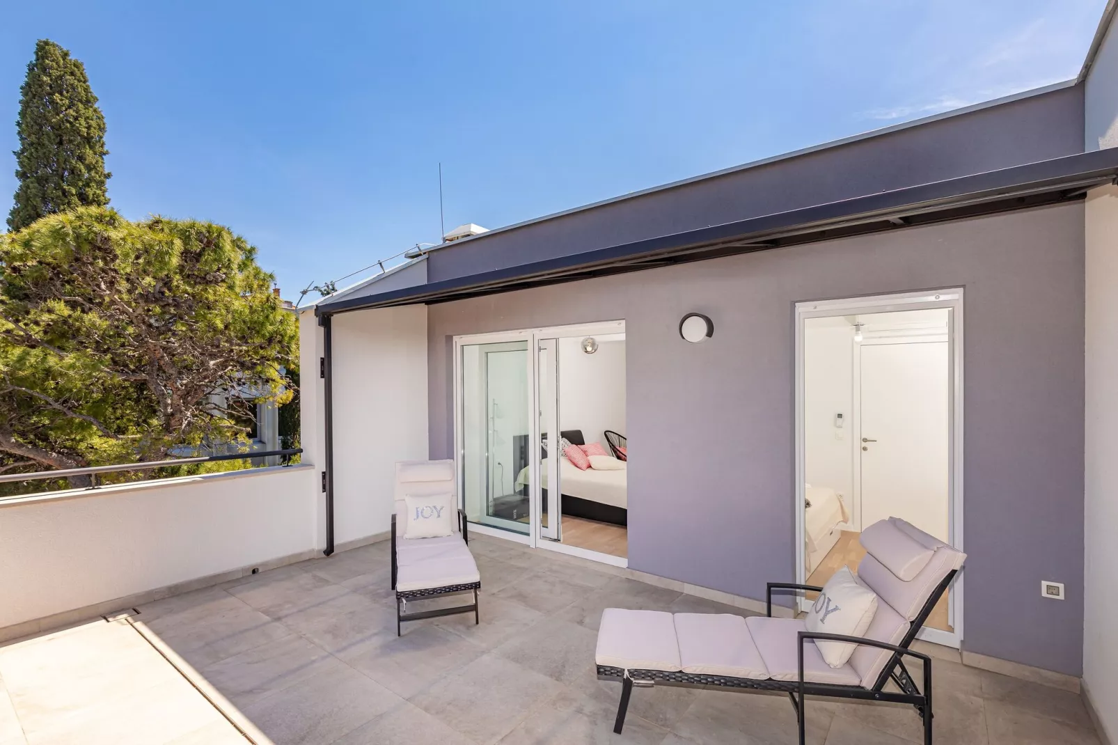 Apartment Life Plus-Two Bedroom Apartment with Terrace-Terrasse