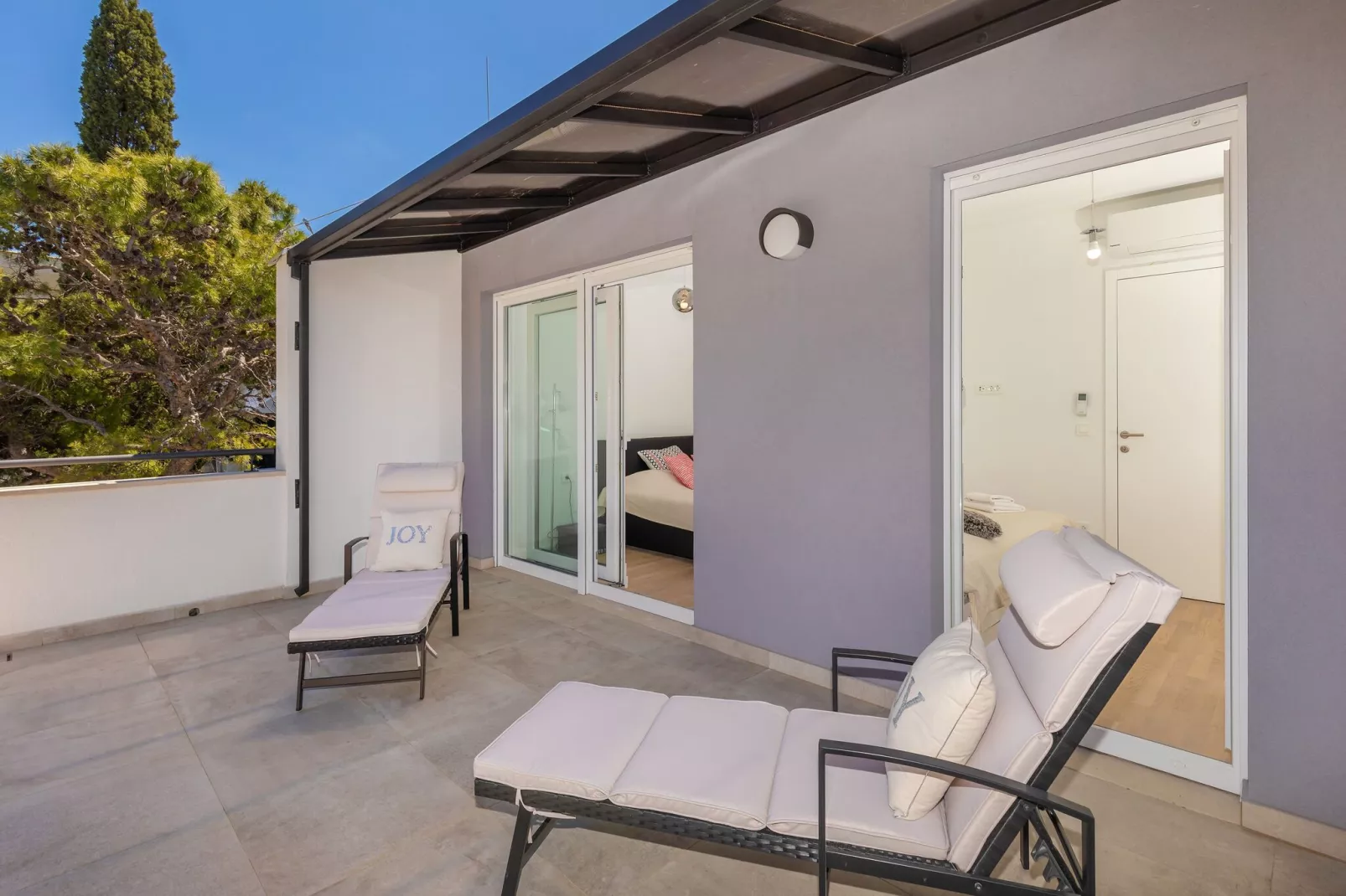 Apartment Life Plus-Two Bedroom Apartment with Terrace-Terrasse