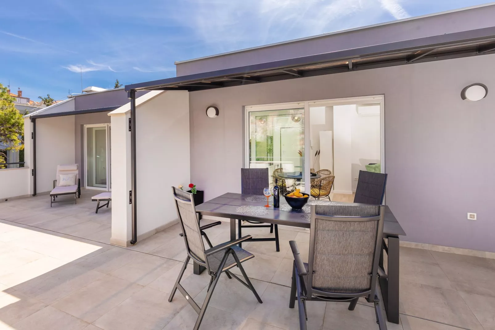 Apartment Life Plus-Two Bedroom Apartment with Terrace-Terrasse