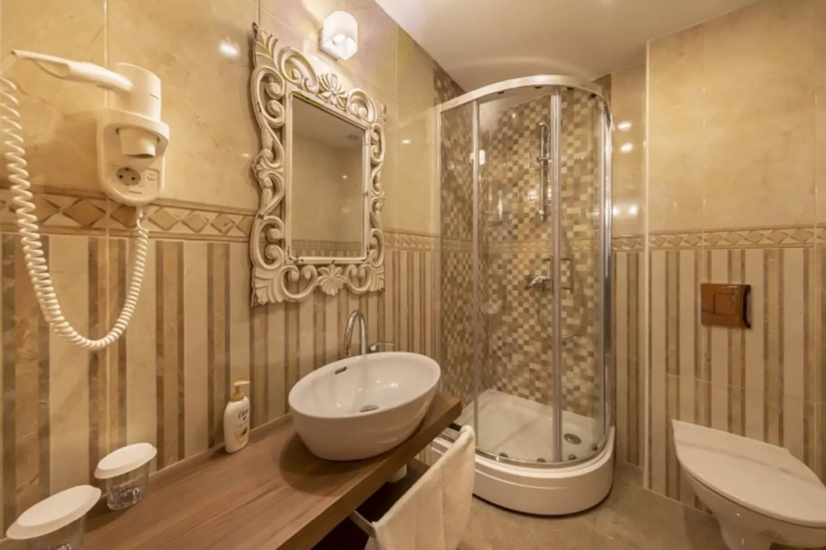 Villa Gradi-Five Bedroom Villa with outdoor Pool-Bathroom