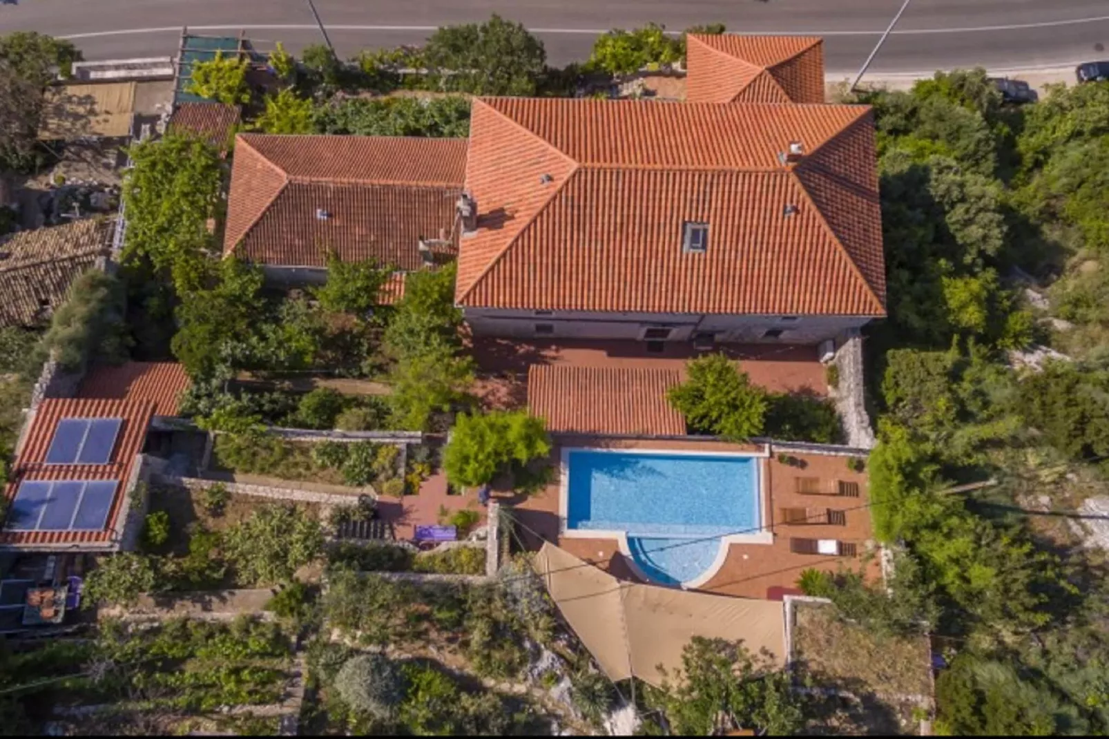 Villa Gradi-Five Bedroom Villa with outdoor Pool-View