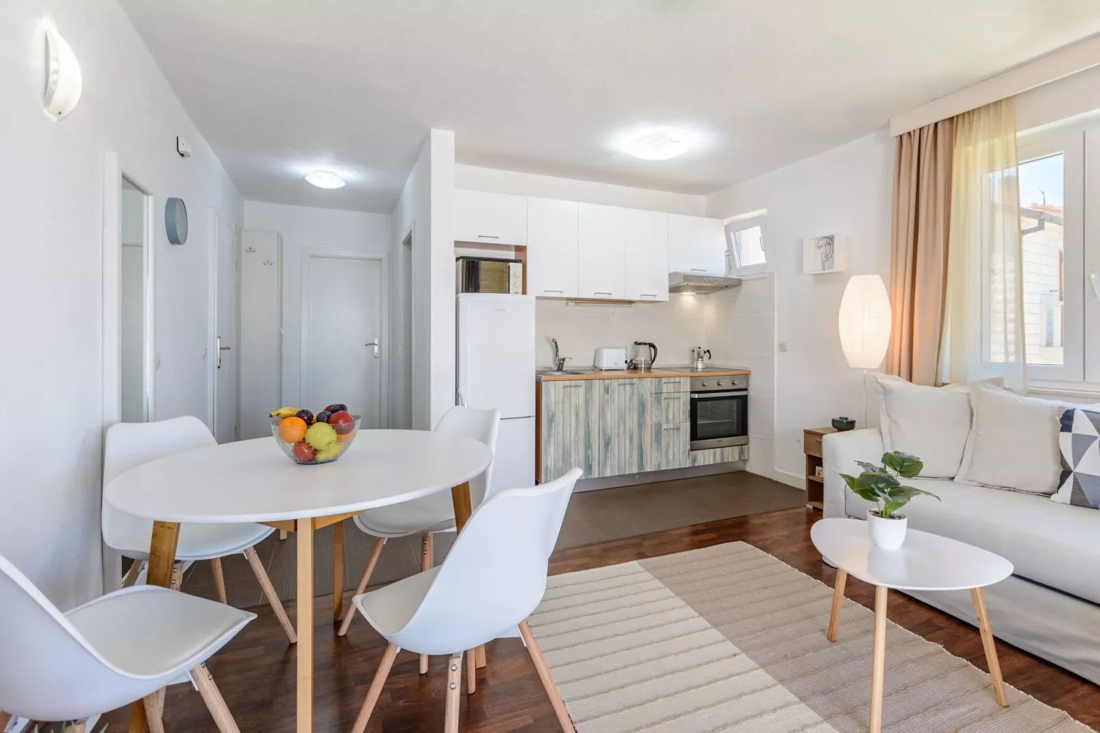Sunset view apartment - One bedroom apartment with balcony and sea view-Kitchen