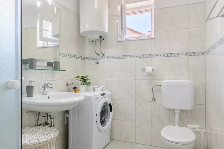 Sunset view apartment - One bedroom apartment with balcony and sea view-Bathroom