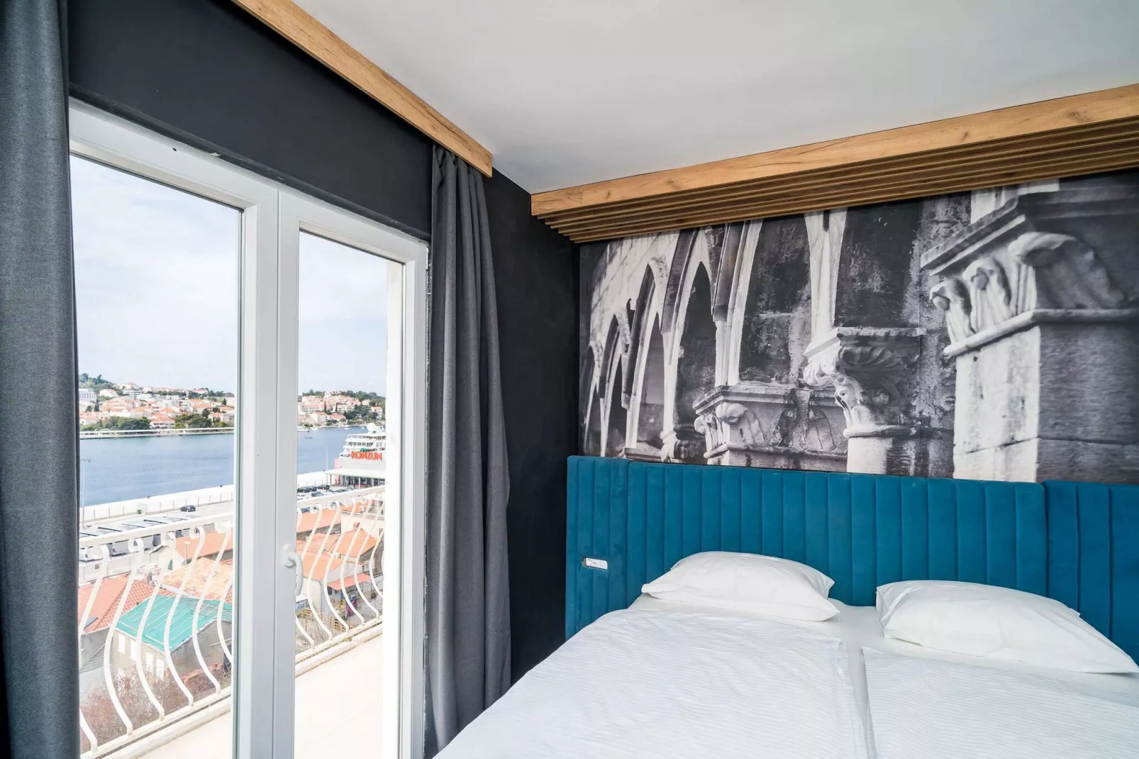 Apartments Tayra - Modern studio apartment with balcony (BR2)-Bedroom
