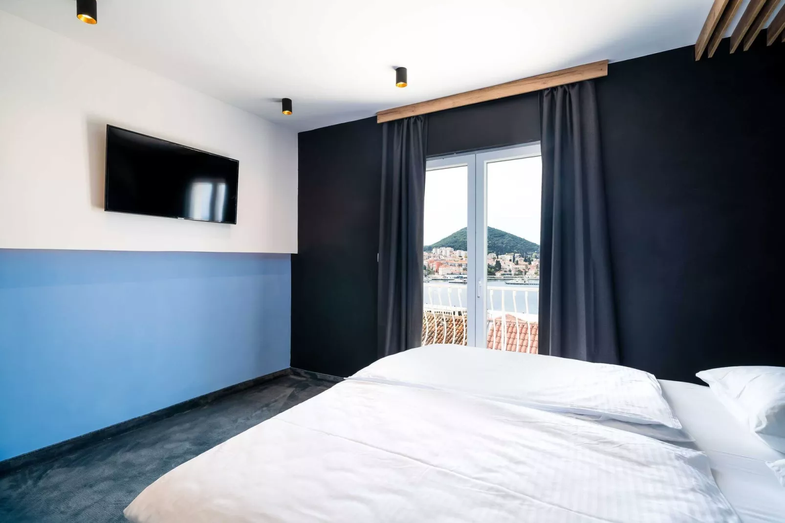 Apartments Tayra - Modern studio apartment with balcony (BR2)-Bedroom