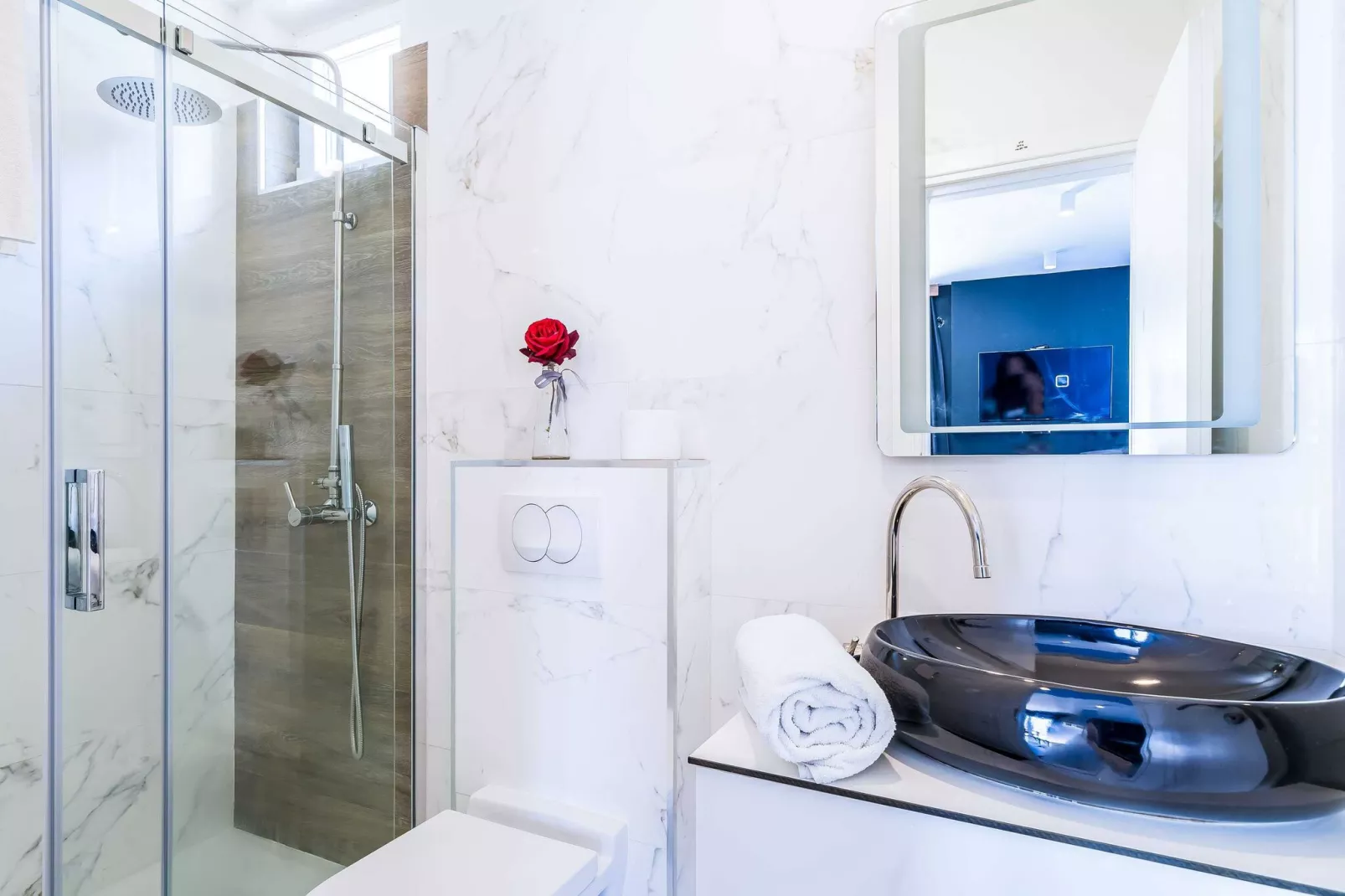 Apartments Tayra - Modern studio apartment with balcony (BR2)-Bathroom