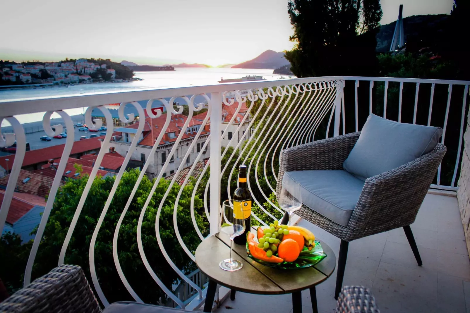 Apartments Tayra - Modern studio apartment with balcony (BR2)-Terrace balcony