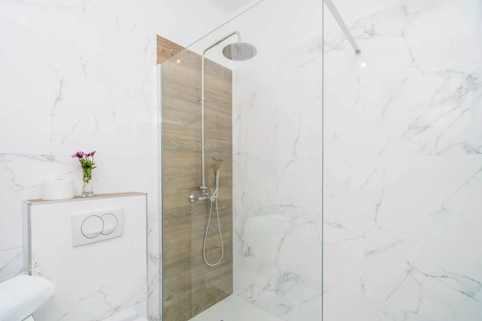 Apartments Tayra - Comfort studio apartment with balcony (BR3)-Bathroom