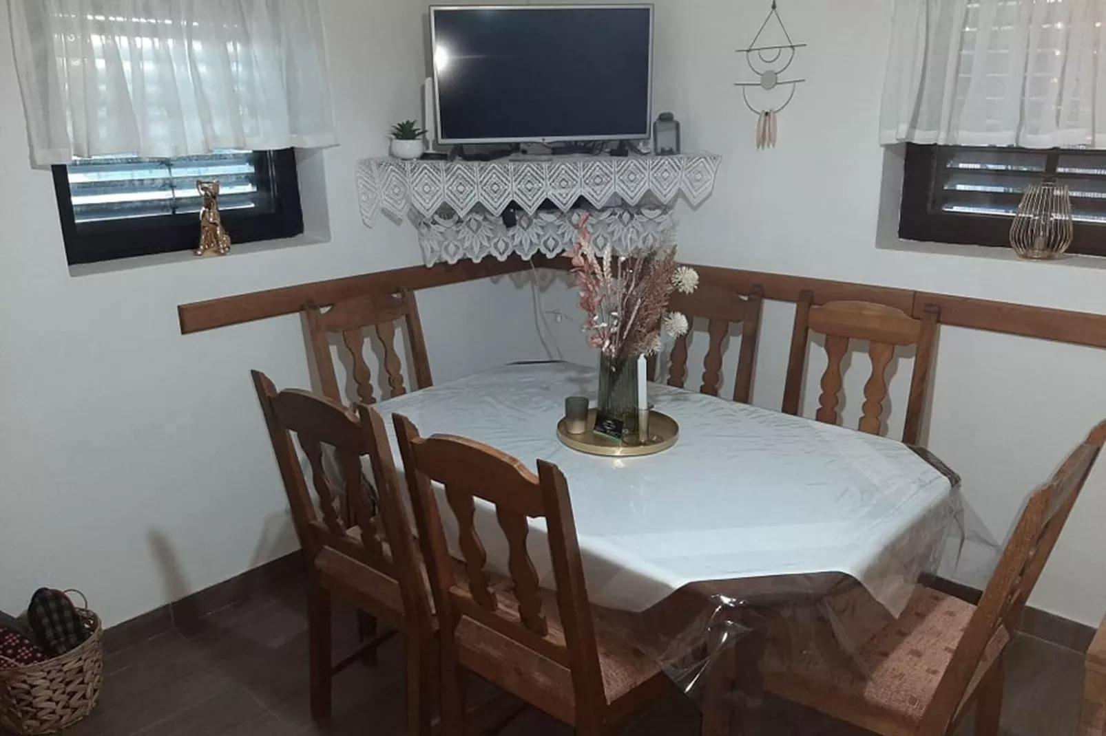Apartment Amigo - Two Bedroom Apartment with Terrace and swimming pool-Kitchen