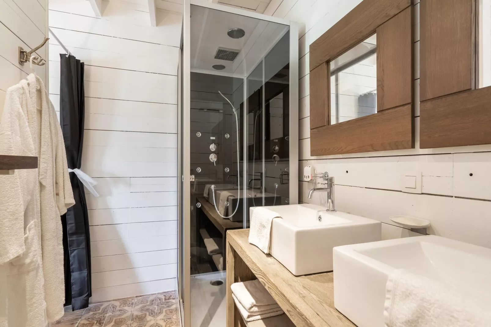 Ruytershuys-Bathroom