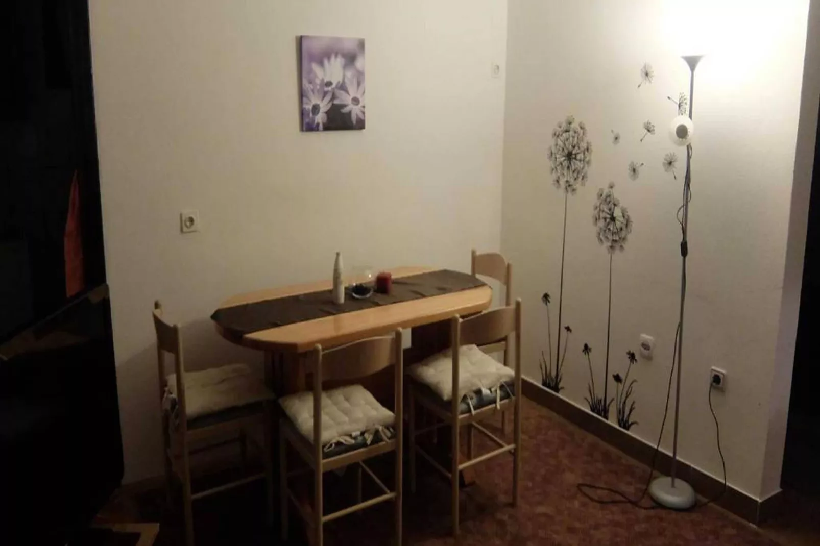 Apartments & Rooms Rendulić - One Bedroom Apartment with Balcony-Salle à manger