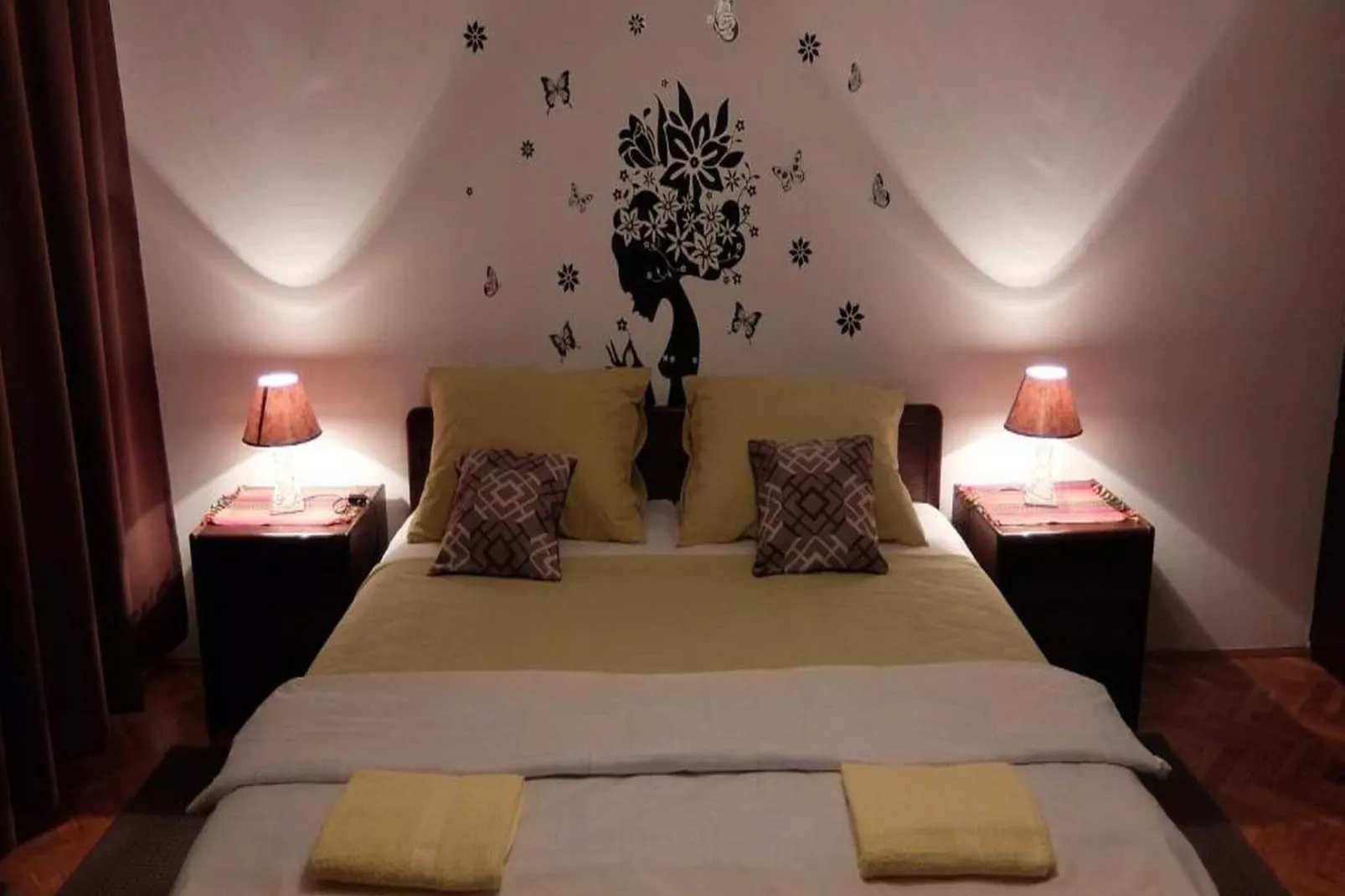 Apartments & Rooms Rendulić - One Bedroom Apartment with Balcony-Chambre
