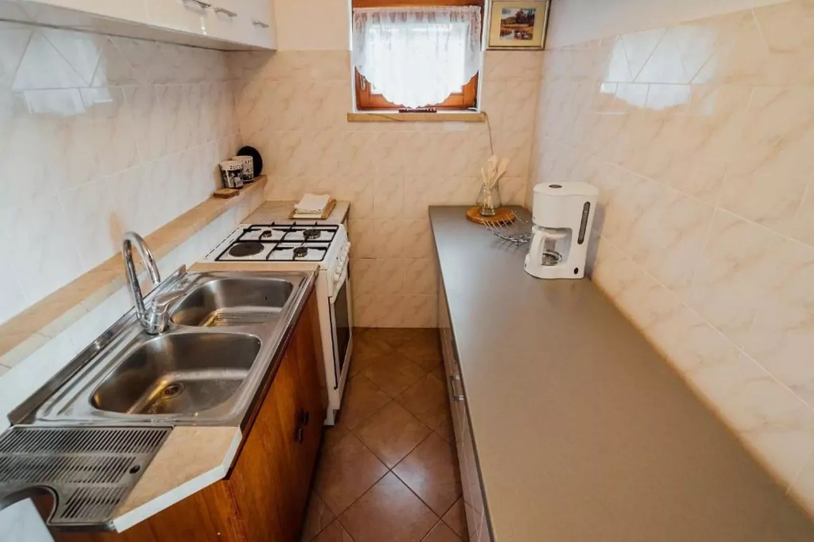 Cottage Ciara - One bedroom Holiday Home with pool and sea view-Kitchen