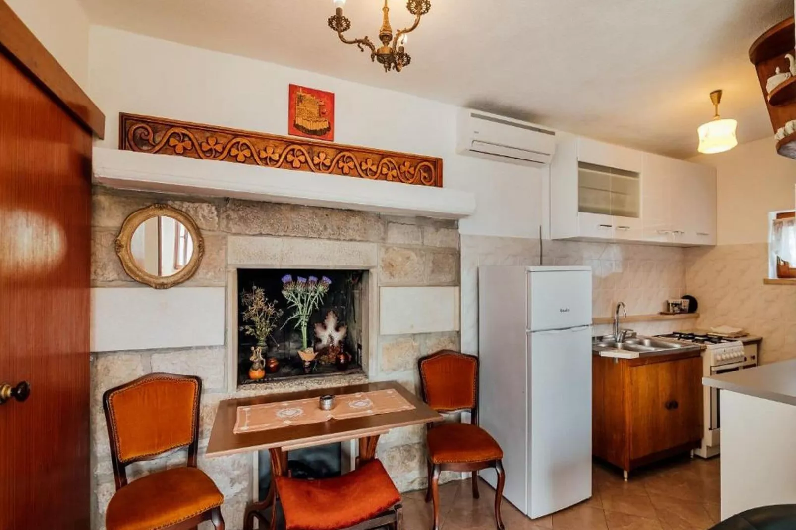 Cottage Ciara - One bedroom Holiday Home with pool and sea view-Indoor