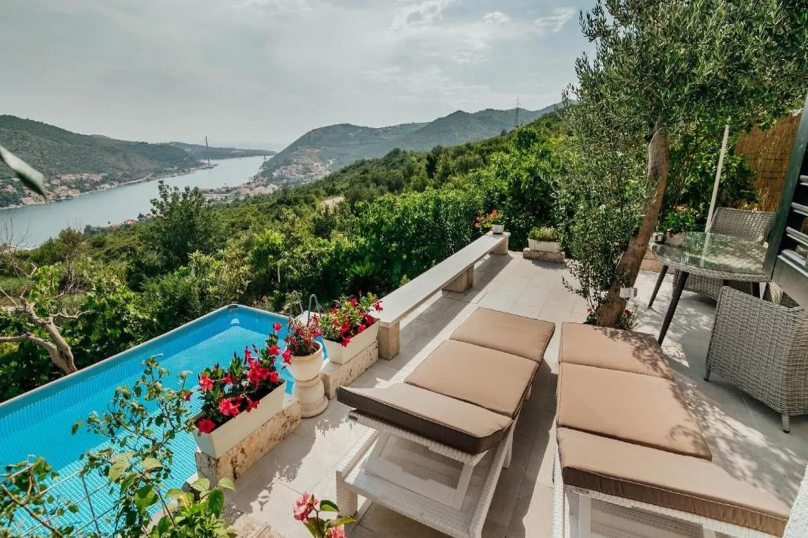 Cottage Ciara - One bedroom Holiday Home with pool and sea view-View