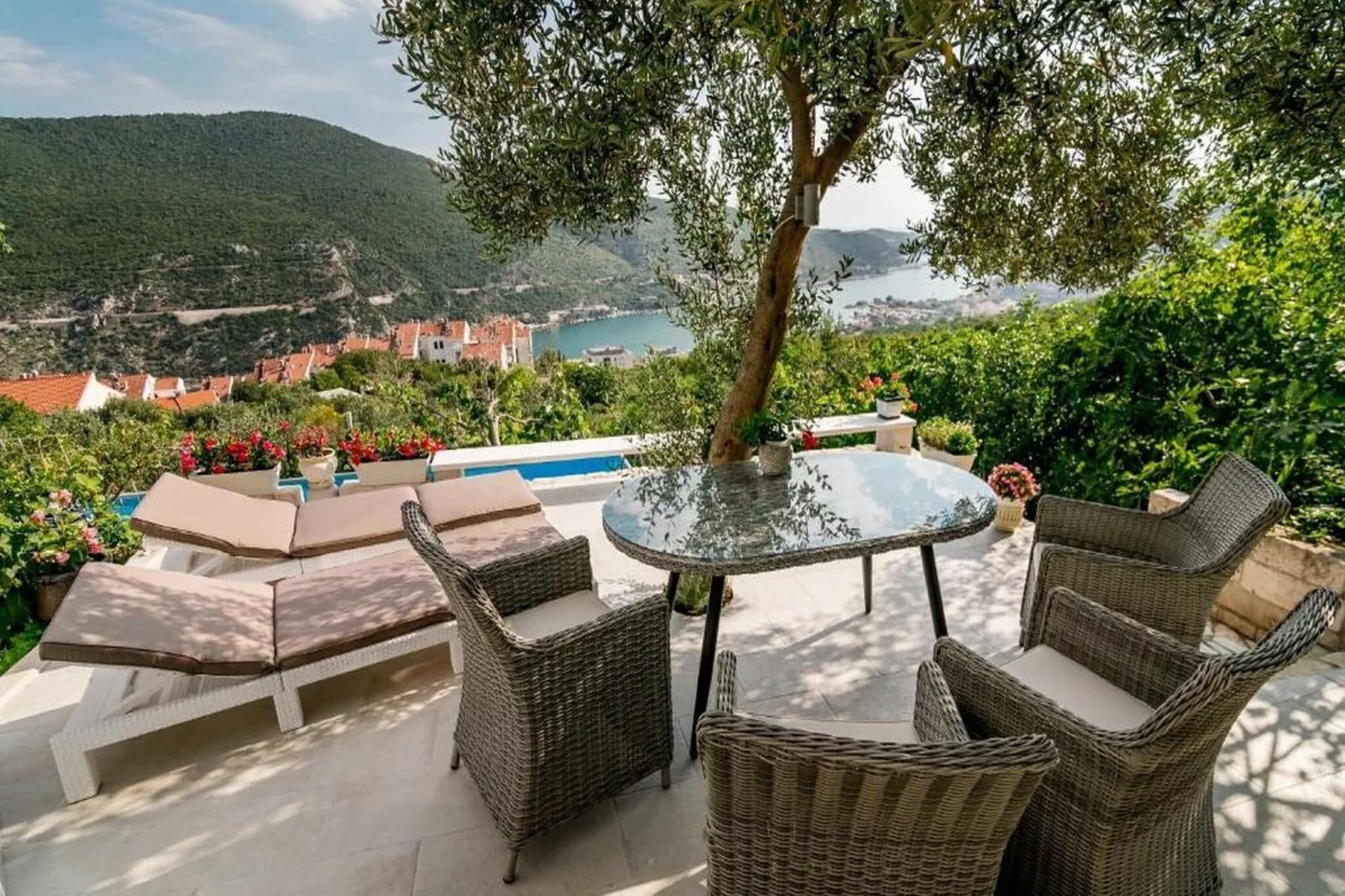 Cottage Ciara - One bedroom Holiday Home with pool and sea view-Terrace