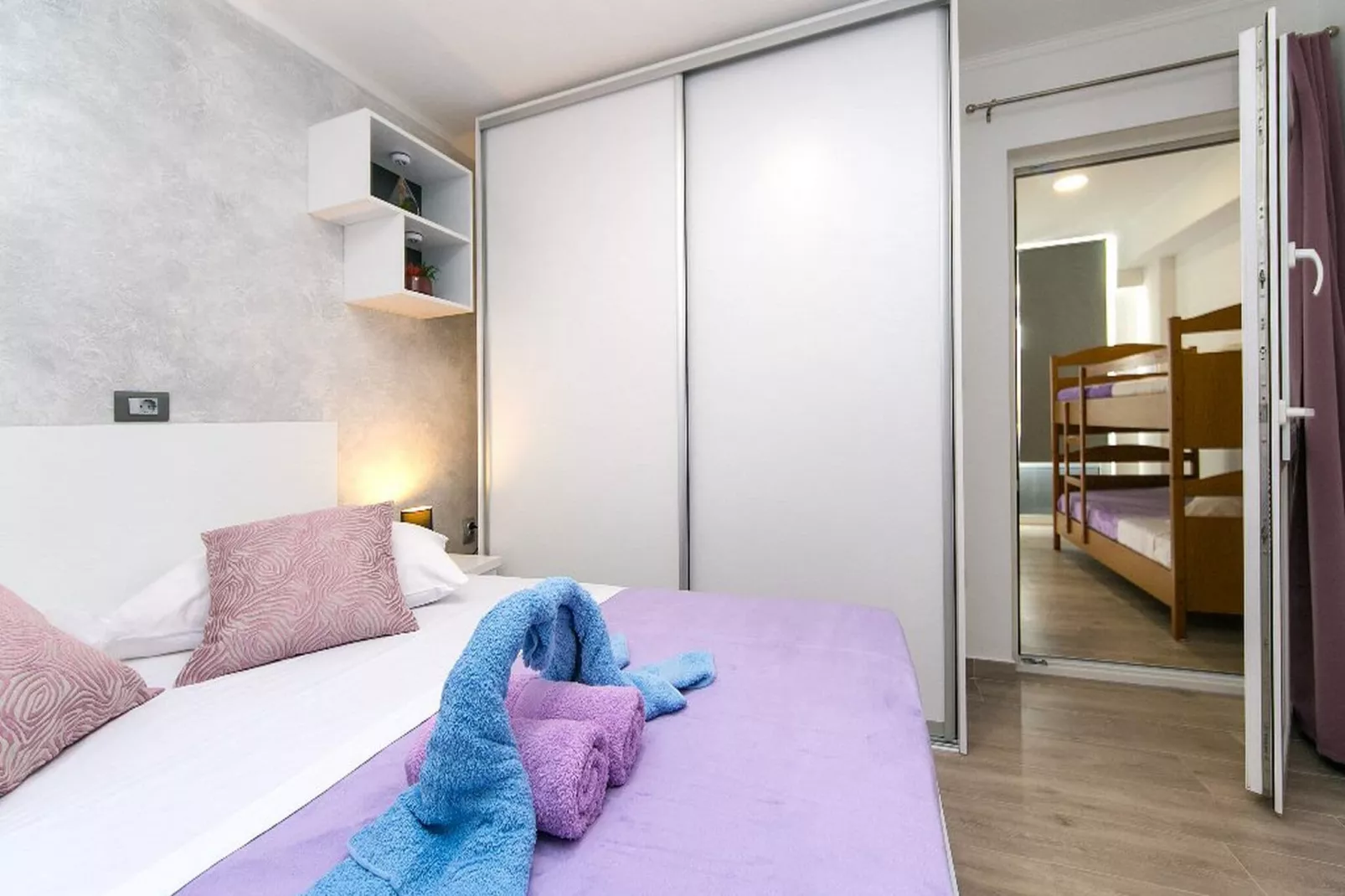 Apartment Papilio  - Two Bedroom Apartment with Terrace-Chambre