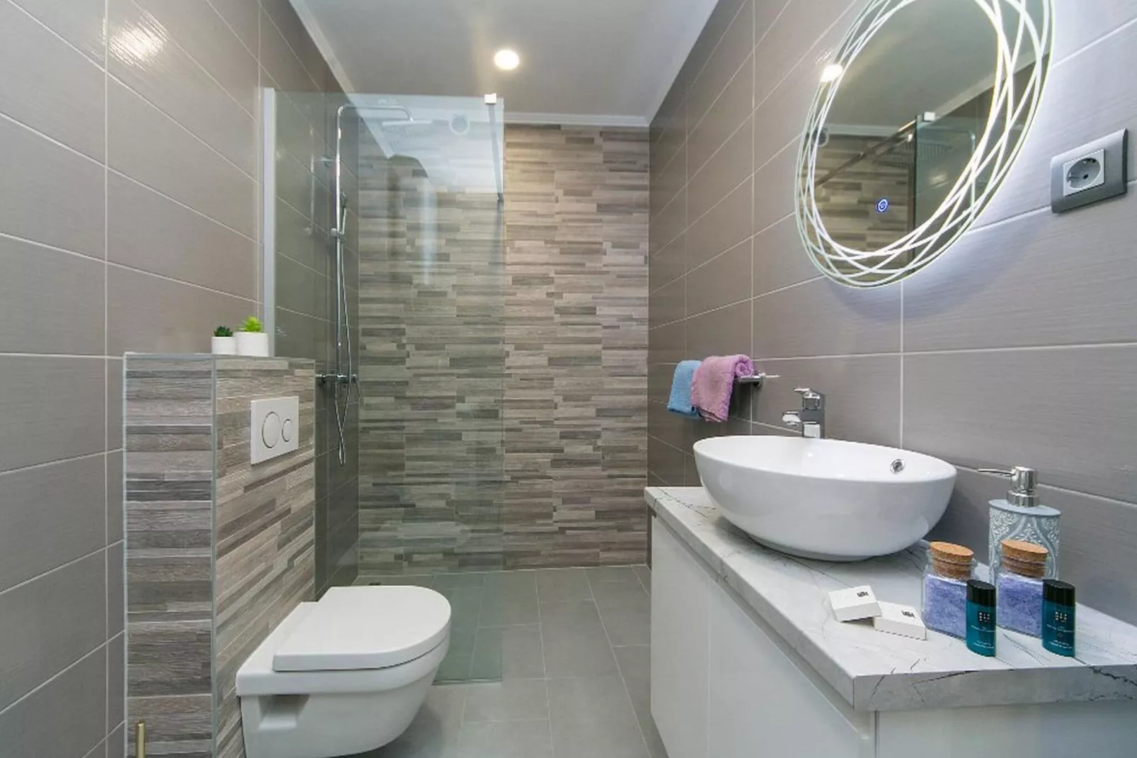 Apartment Papilio  - Two Bedroom Apartment with Terrace-Salle de bain