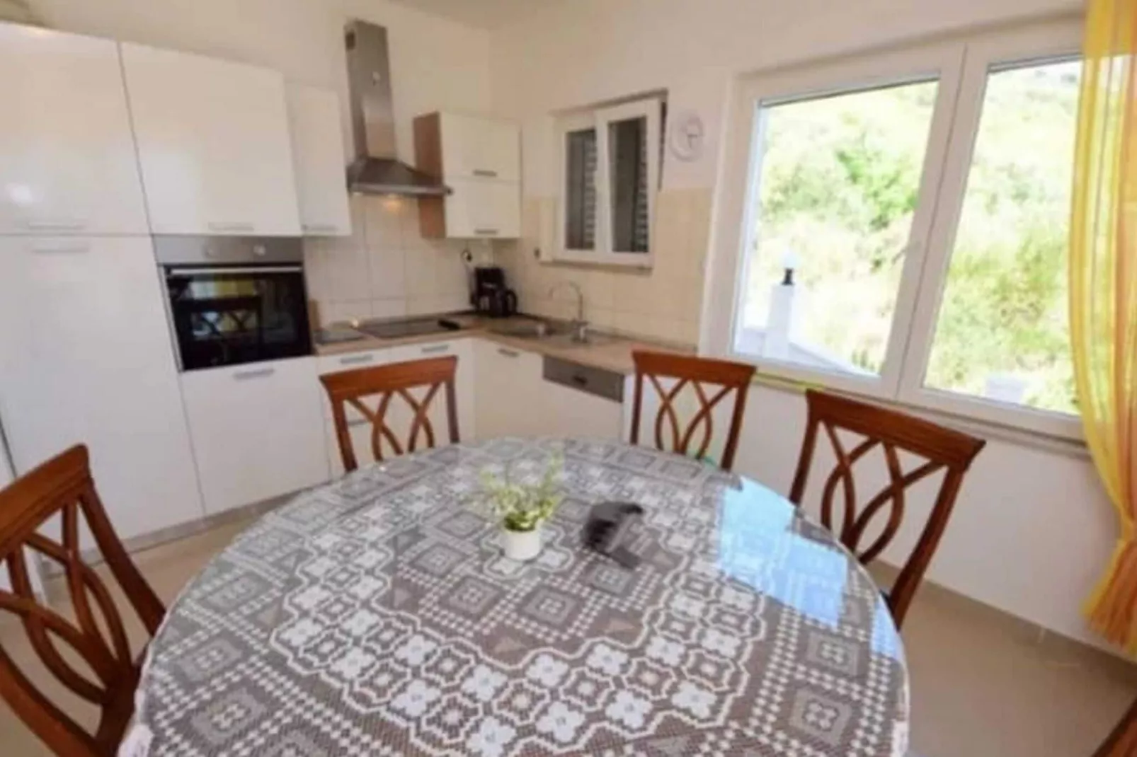 Apartment Mila - Three Bedroom Apartment with Terrace and Sea View-Indoor