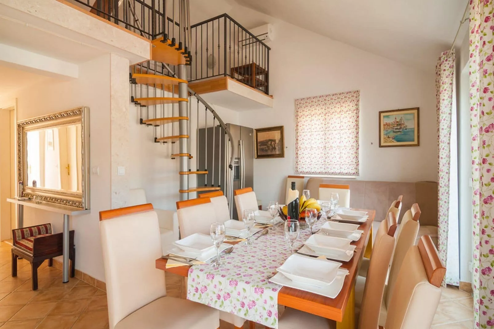 Villa Princes - Seven Bedroom Villa-Dining room
