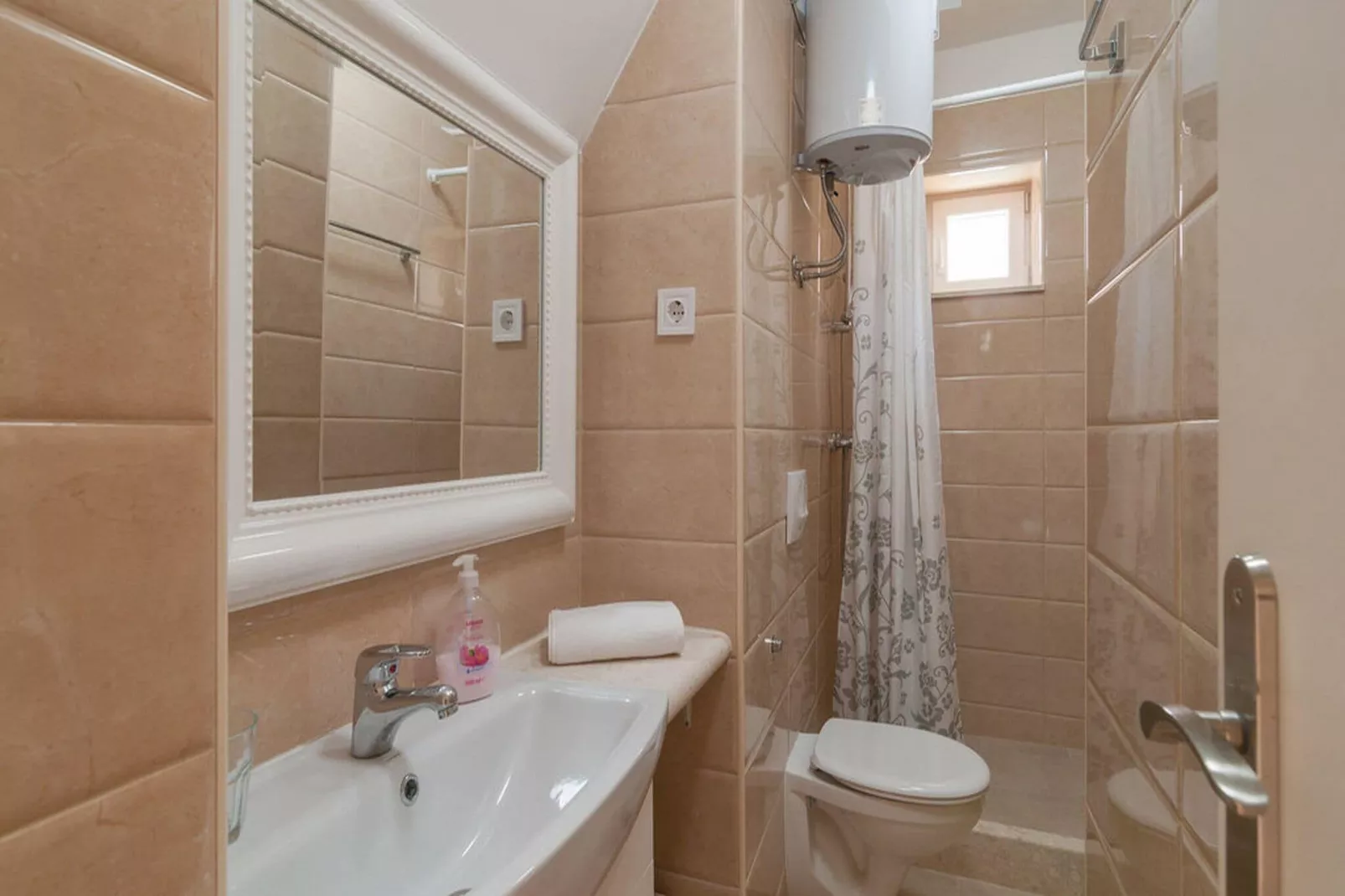 Villa Princes - Seven Bedroom Villa-Bathroom