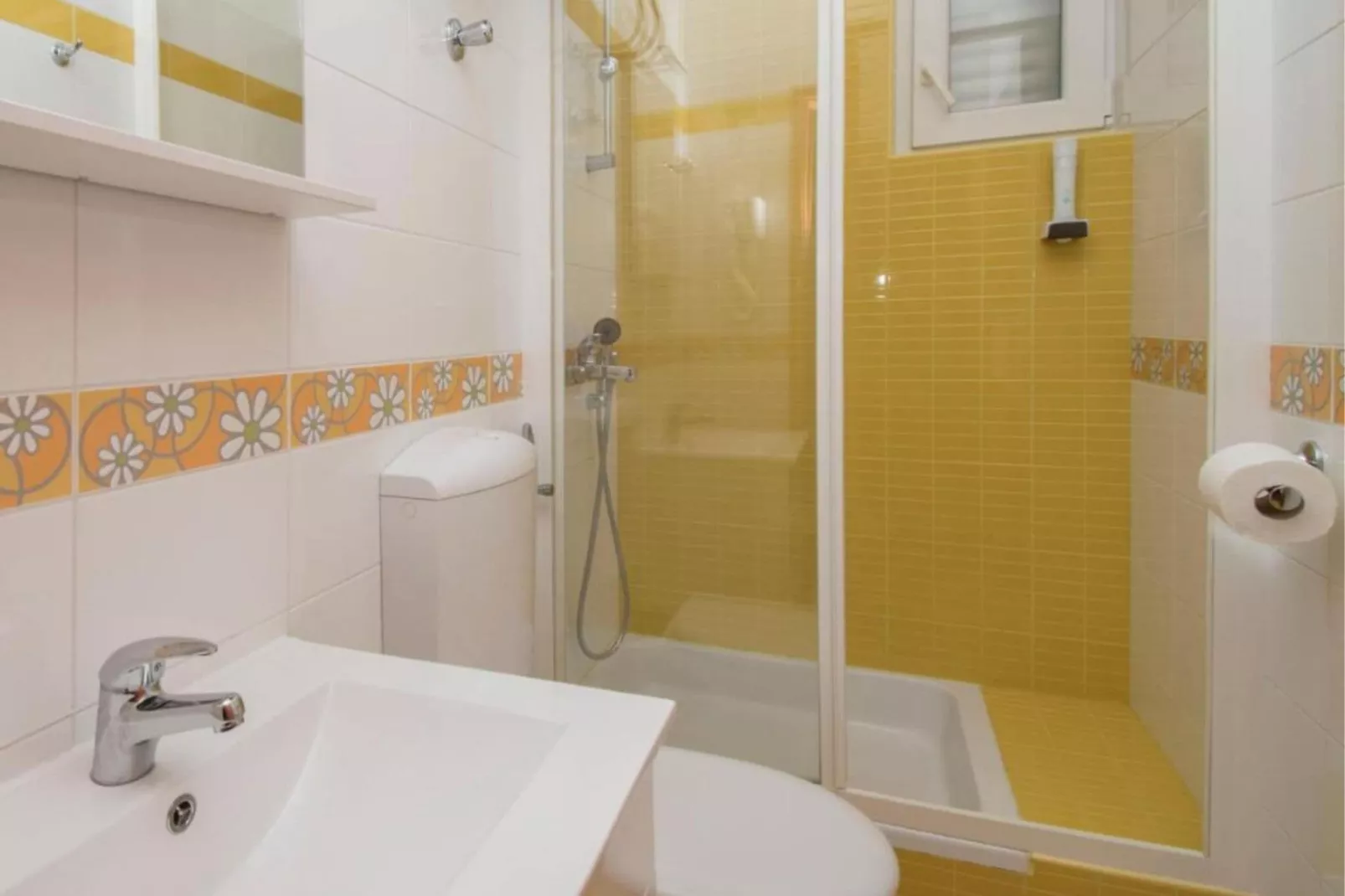 Apartments Antonio - Studio with Balcony 2-Bathroom