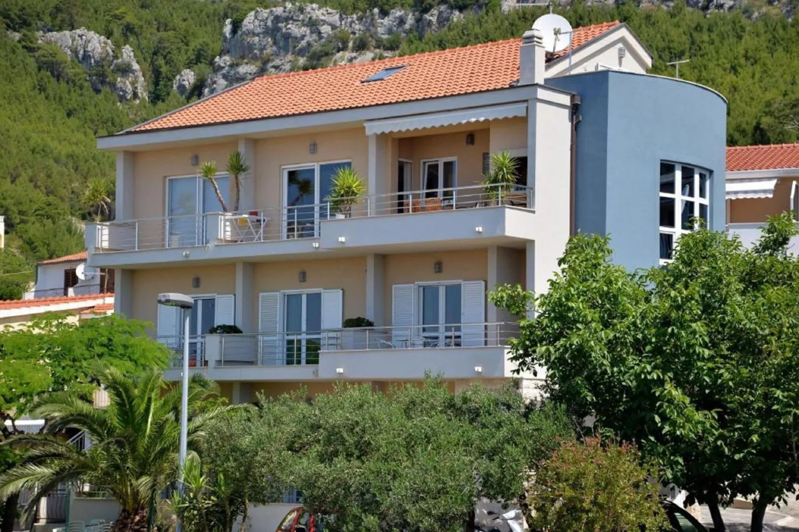 Apartments Antonio - Studio with Balcony (2+1) - 5-Außenbereich