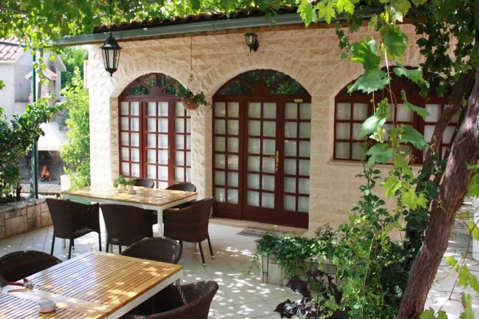Apartments Paloc - Bungalow with Garden view-Outdoor