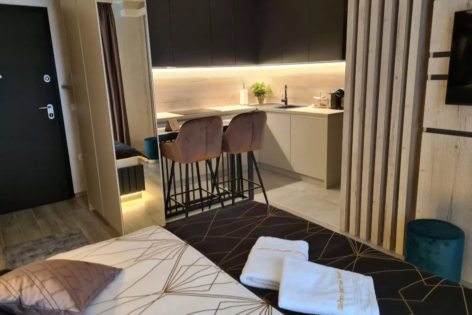 Wellness Apartments - Studio Apartment  with Terrace (G1)-Bedroom